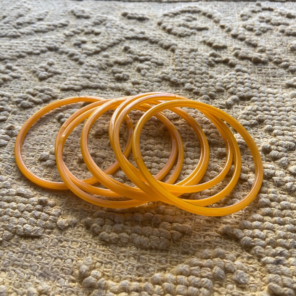 Yellow Glass Bangles Small - Picture 5 of 6
